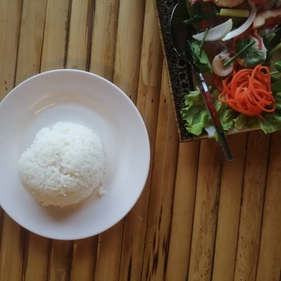 อาหาร หรือ เครื่องดื่ม