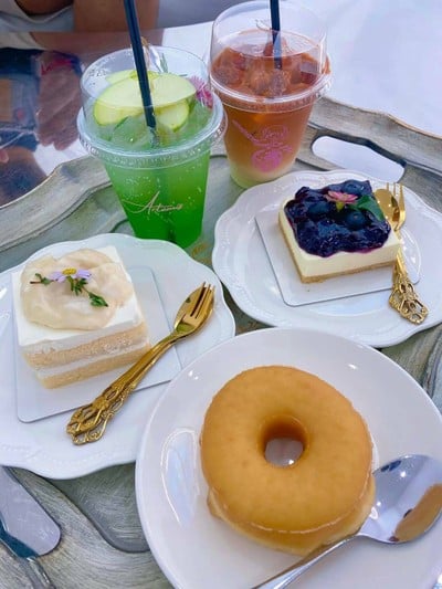 อาหาร หรือ เครื่องดื่ม