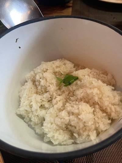 ข้าวผัดดอกเกลือ
