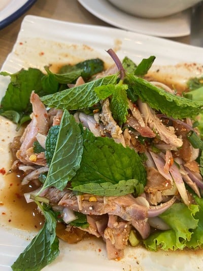 ลาบไก่ย่าง