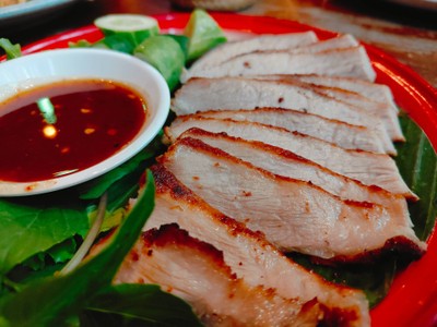 คอหมูย่าง