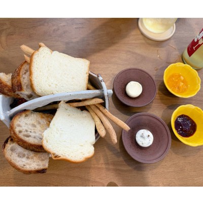 Bread basket for 2