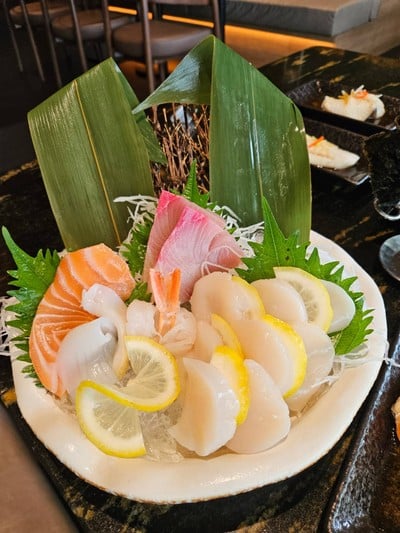 มุมซาซิมิ