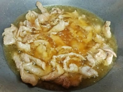 วิธีทำ หมูกระเทียม วิธีทำ หมูกระเทียม