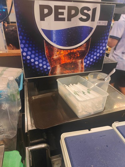 เครื่องดื่มรีฟีล