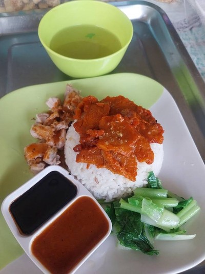 หมูหมักน้ำแดง