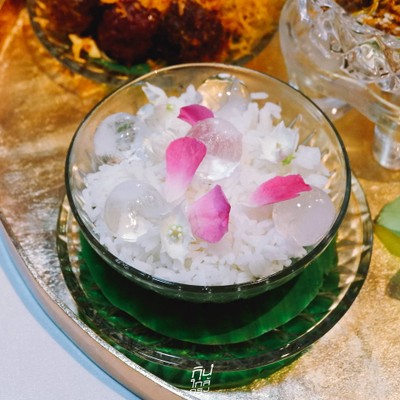 ทานข้าวแช่โบราณตามตำรับชาววังต้อนรับหน้าร้อนที่ "Royal Osha"