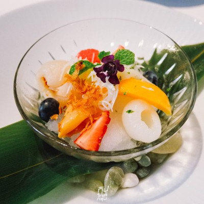 ทานข้าวแช่โบราณตามตำรับชาววังต้อนรับหน้าร้อนที่ "Royal Osha"