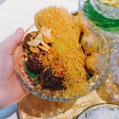 ทานข้าวแช่โบราณตามตำรับชาววังต้อนรับหน้าร้อนที่ "Royal Osha"