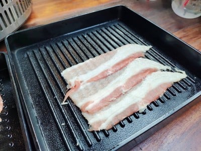 สามชั้น