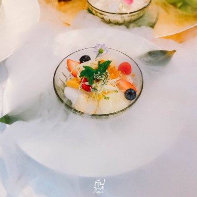 ทานข้าวแช่โบราณตามตำรับชาววังต้อนรับหน้าร้อนที่ "Royal Osha"