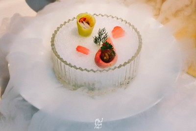 ทานข้าวแช่โบราณตามตำรับชาววังต้อนรับหน้าร้อนที่ "Royal Osha"