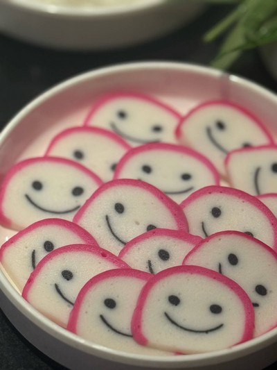 ลูกชิ้นยิ้ม