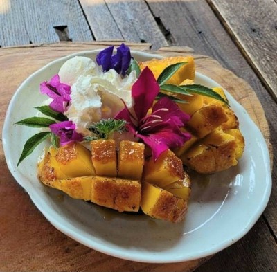 มะม่วงย่างเนยน้ำผึ้งหน้ากรอบ