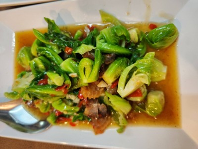 อาหาร หรือ เครื่องดื่ม