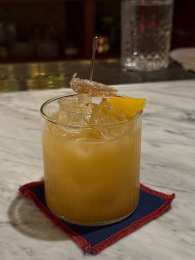 อาหาร หรือ เครื่องดื่ม