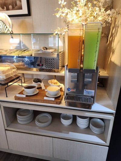 อาหาร หรือ เครื่องดื่ม