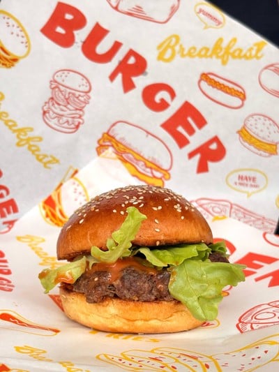 เบอร์เกอร์เนื้อพริกไทยดำ