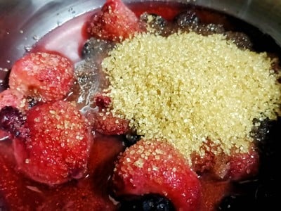 วิธีทำ Chocolate Berry Cake