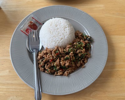 ข้าวกะเพราหมูสับ