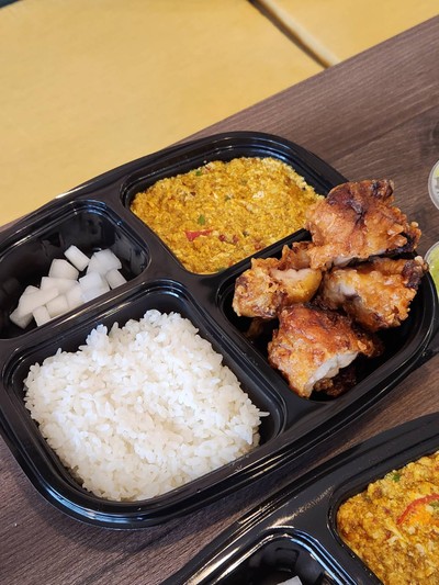 อาหาร หรือ เครื่องดื่ม