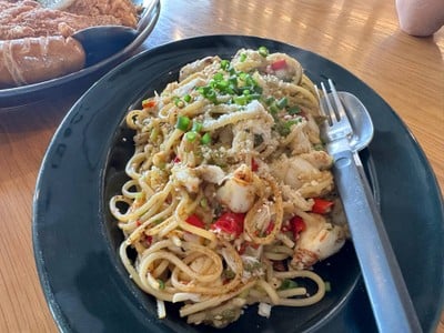 สปาเก็ตตี้ปูคั่วพริกกระเทียม