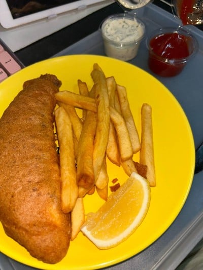 Fish and Chips: ฟิชแอนด์ชิปส์