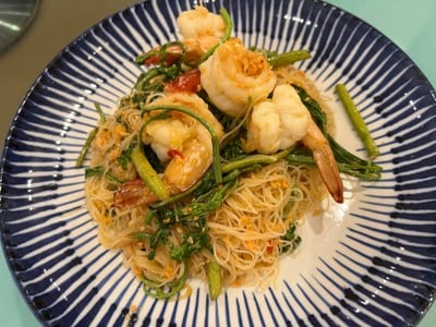 หมี่ผัดกระเฉด