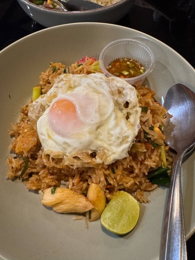 ข้าวผัดต้มยำ