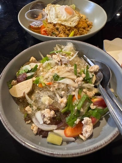 ยำวุ้นเส้นไ่ก่