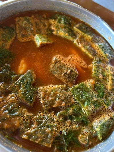 แกงส้มชะอมกุ้ง