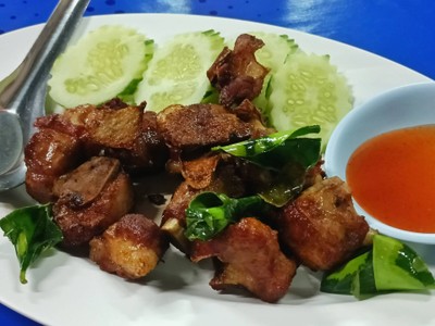 กระดูกอ่อนคั่วข่า