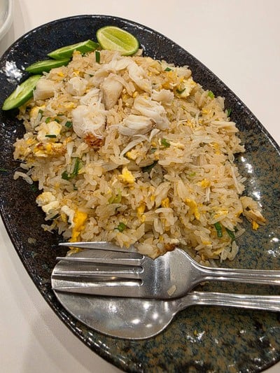 ข้าวผัดปูพรีเมียม