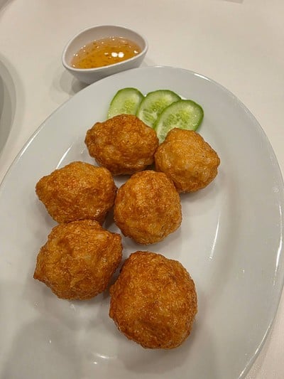 ลูกชิ้นกุ้งจักรพรรดิ