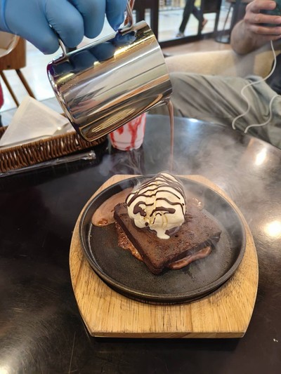 sizzling brownies