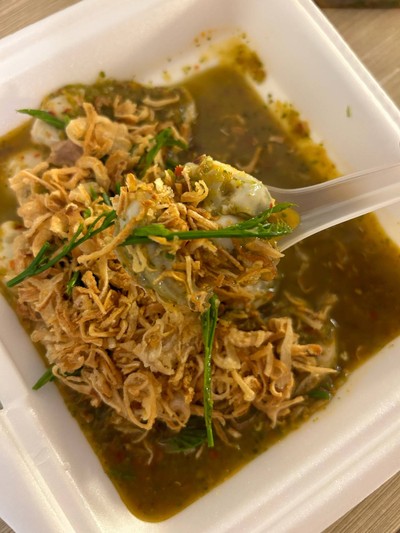 ยำหอยนางรม