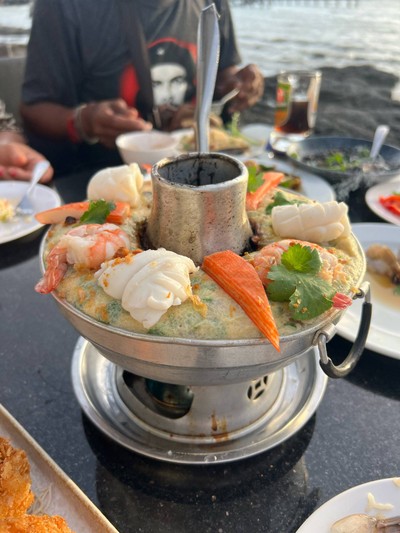 ไข่ตุ๋นทะเลหม้อไฟ