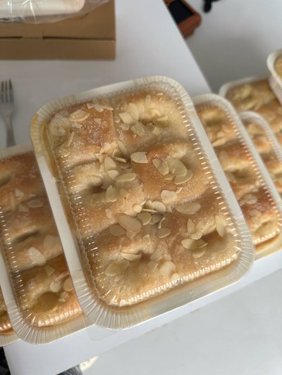 ขนมปังเนยสด