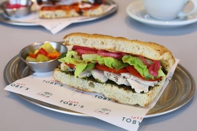 Toby’s - Lazy Toby’s Nanglinchee นางลิ้นจี่