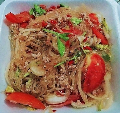 อาหาร หรือ เครื่องดื่ม