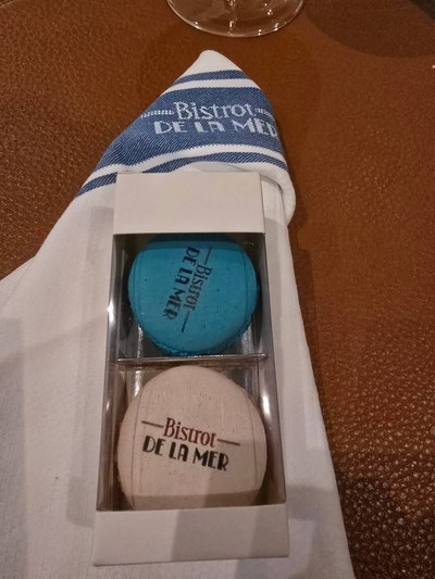 Macaron แจกฟรีให้นำกลับบ้าน