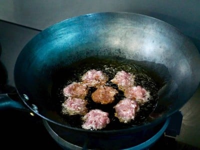 วิธีทำ หมูเด้งไชโป้วสับทอด by ชฎา วิธีทำ หมูเด้งไชโป้วสับทอด by ชฎา