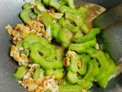 วิธีทำ มะระผัดไข่