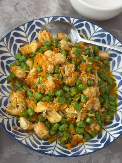 ปูผัดพริกเหลือง