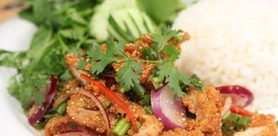 อาหาร หรือ เครื่องดื่ม