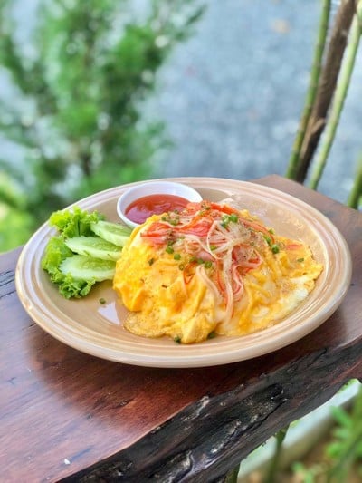 อาหาร หรือ เครื่องดื่ม