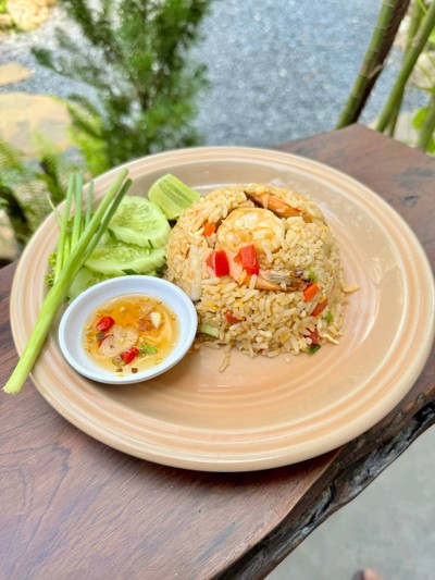 อาหาร หรือ เครื่องดื่ม