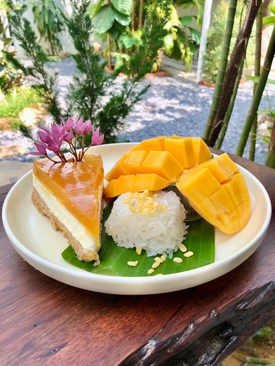 อาหาร หรือ เครื่องดื่ม