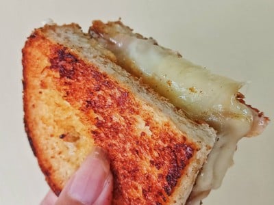 cheese & peanut butter toast