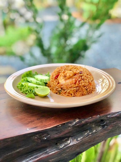 อาหาร หรือ เครื่องดื่ม